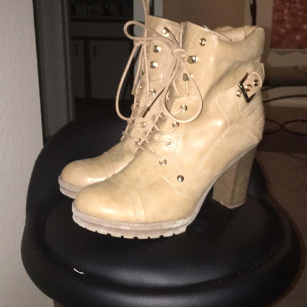 Women’s Heel combat boots